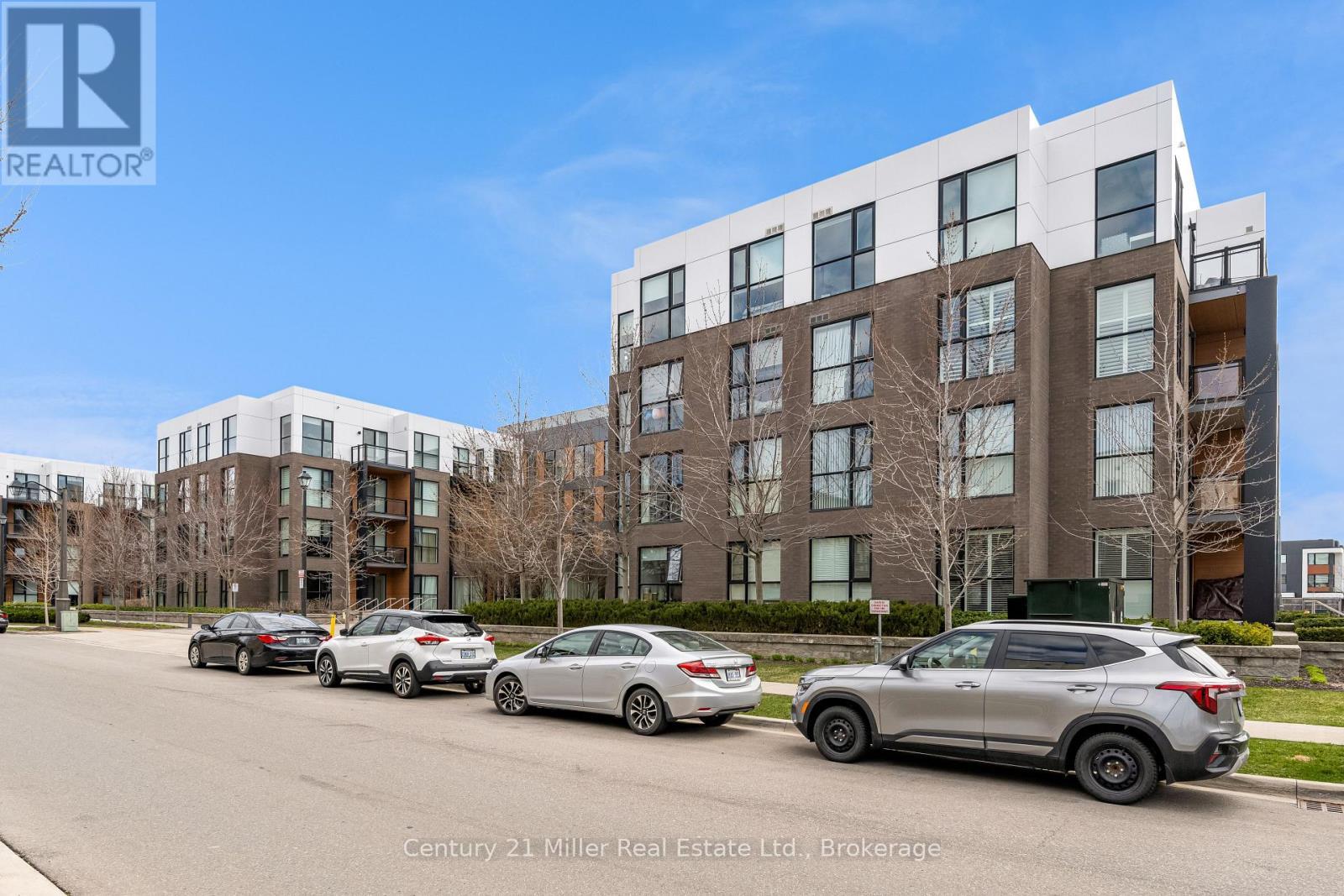 301 - 150 Sabina Drive, Oakville (Go Glenorchy), ON - Outdoor With Facade