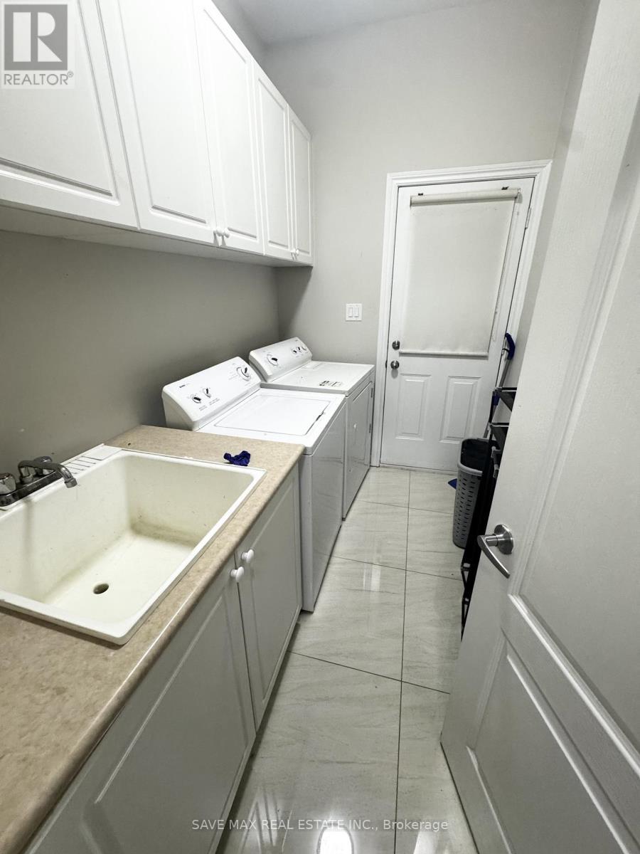64 Louvain Drive, Brampton, ON - Indoor Photo Showing Laundry Room