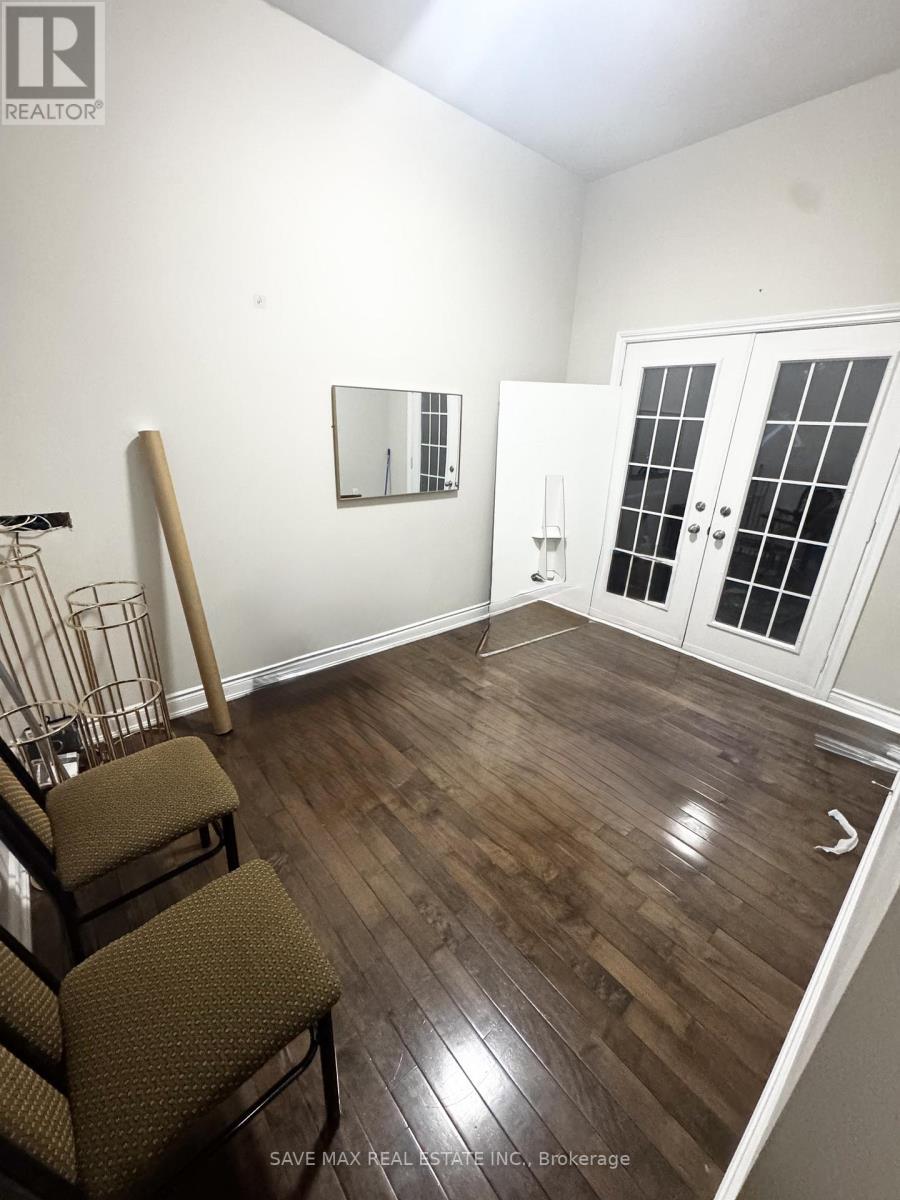 64 Louvain Drive, Brampton, ON - Indoor Photo Showing Other Room