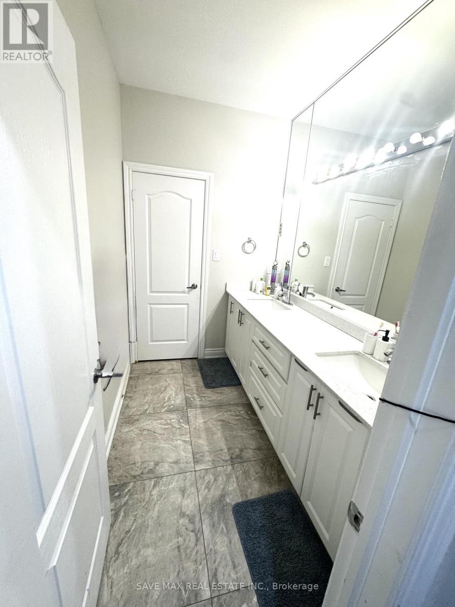 64 Louvain Drive, Brampton, ON - Indoor