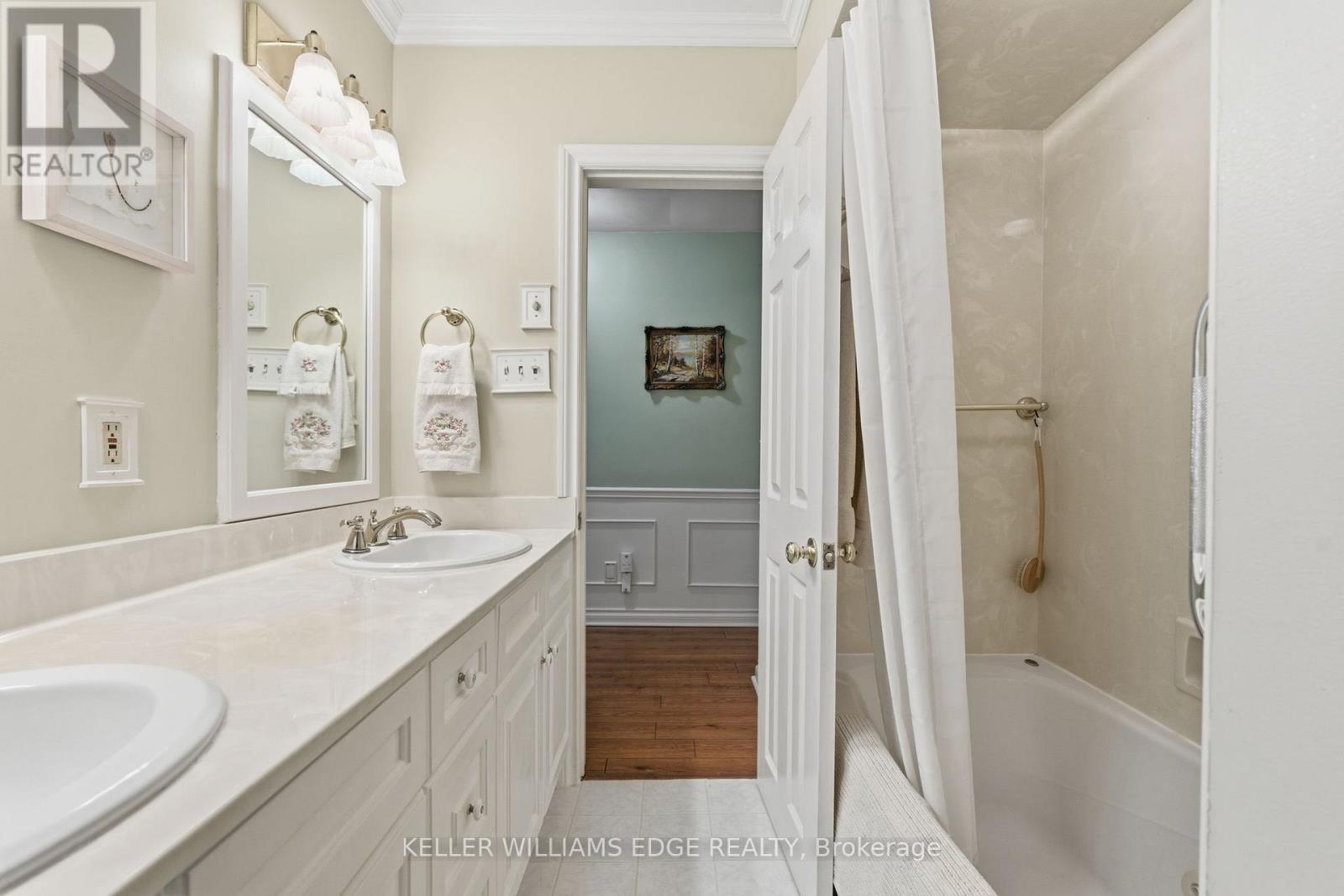 5600 Cedar Springs Road, Burlington, ON - Indoor Photo Showing Bathroom