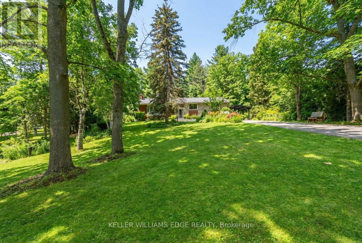 5600 Cedar Springs Road, Burlington, ON - Outdoor