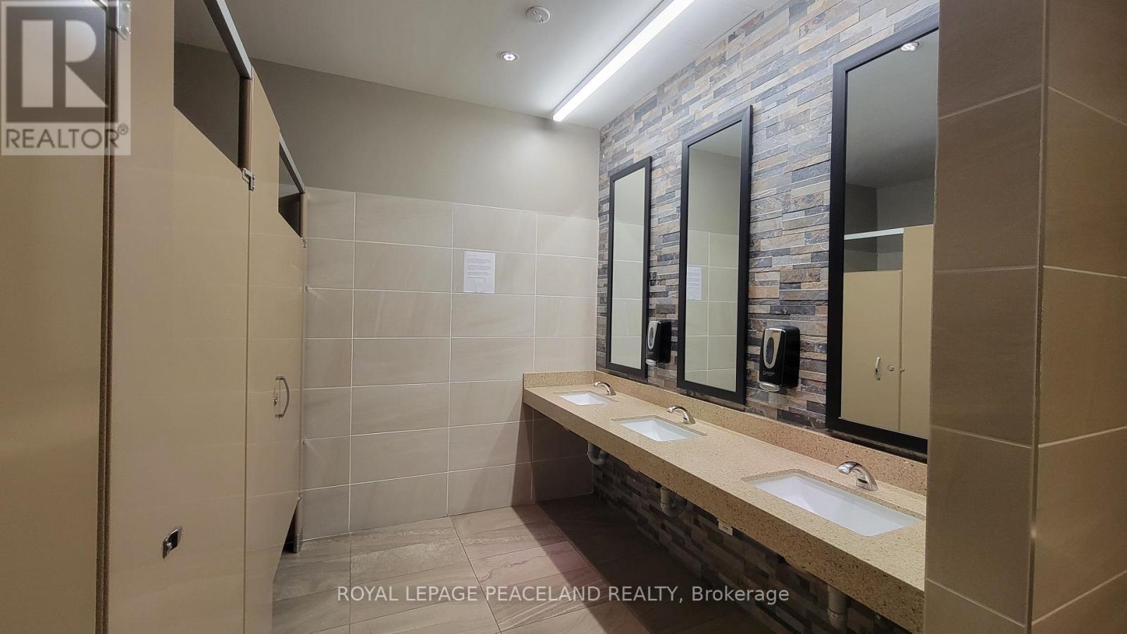 407 - 218 Export Boulevard, Mississauga, ON