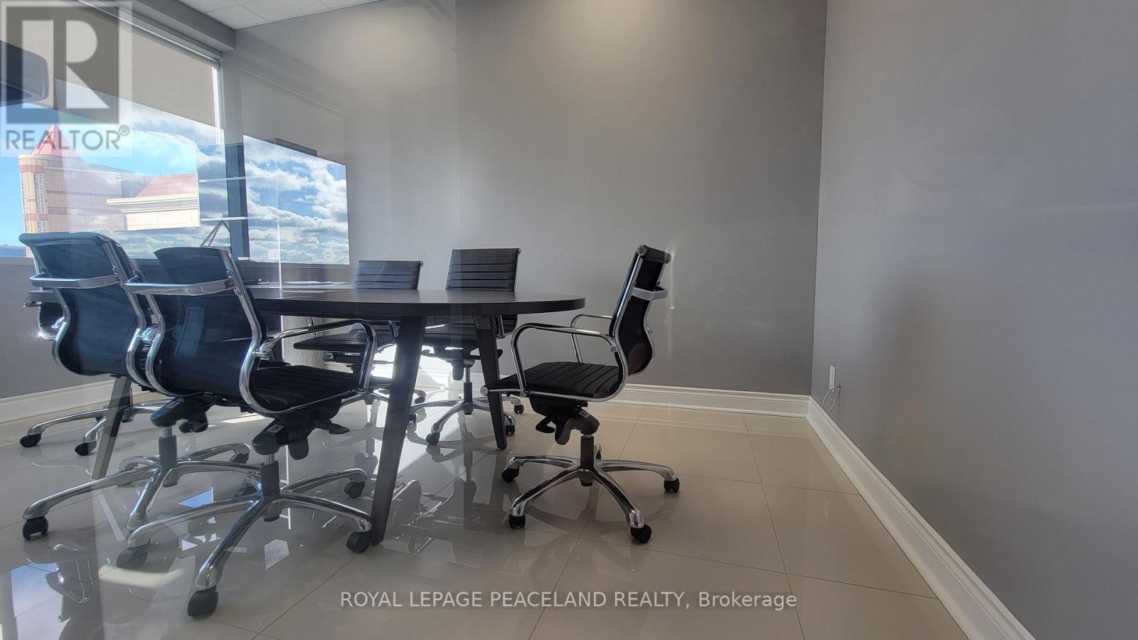 407 - 218 Export Boulevard, Mississauga, ON