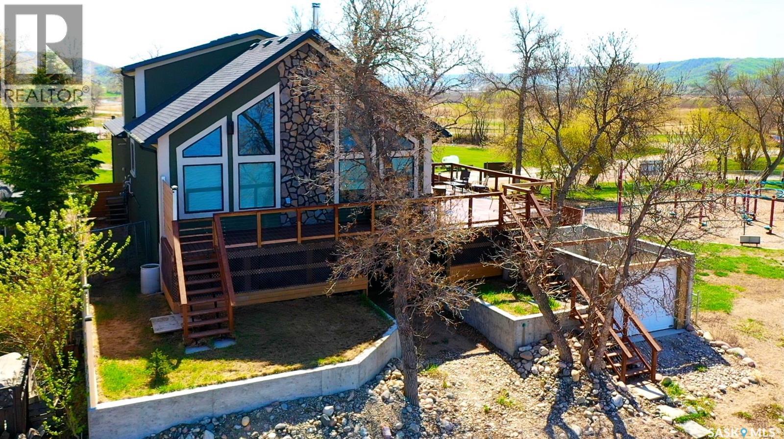 152 Criddle Avenue, Crooked Lake, SK - Outdoor