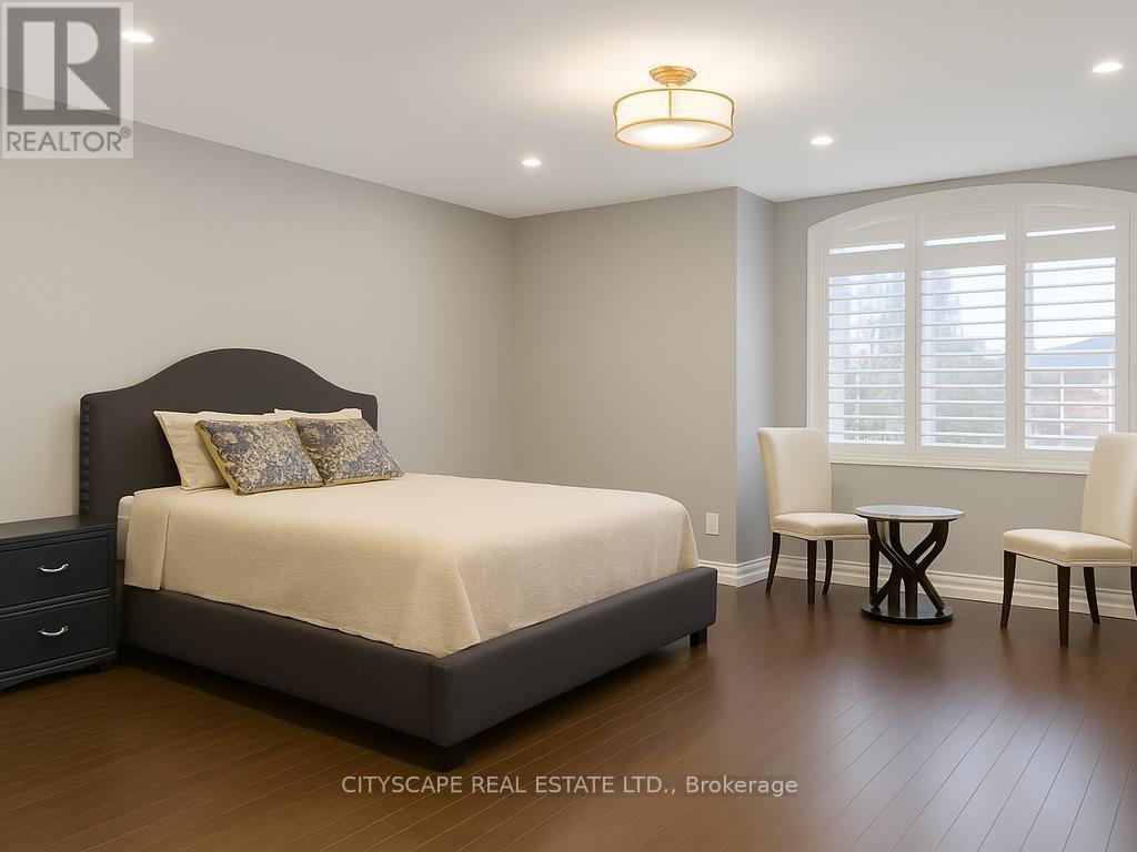 2449 Auckland Drive, Burlington, ON - Indoor Photo Showing Bedroom