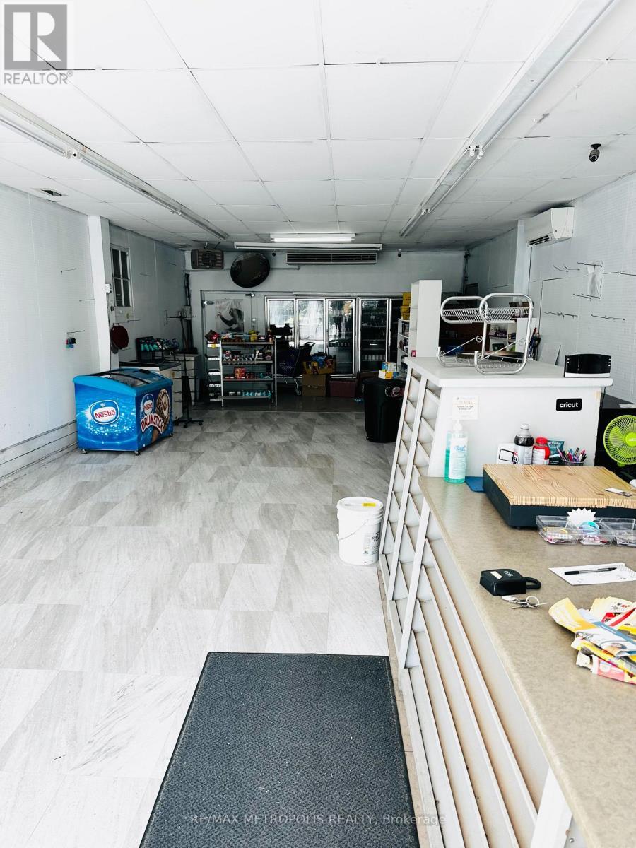 634 Chamberlain Street, Peterborough, ON