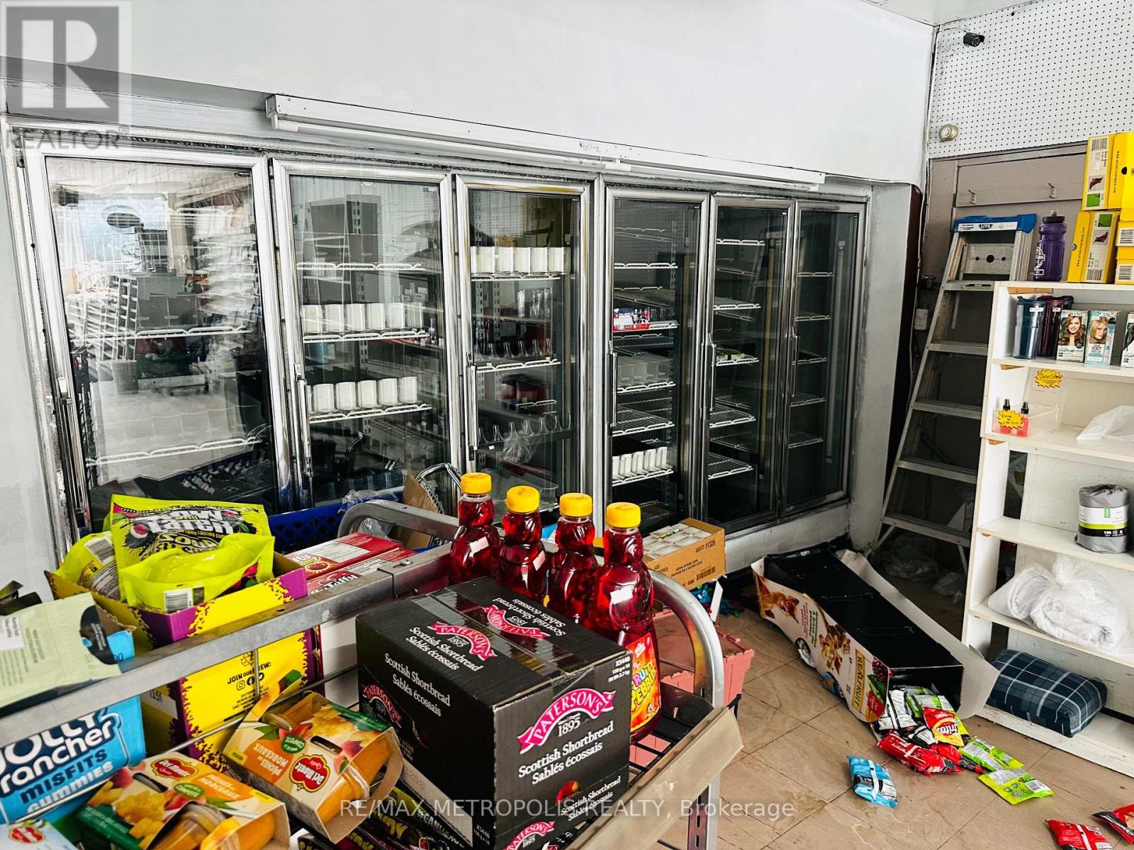 634 Chamberlain Street, Peterborough, ON