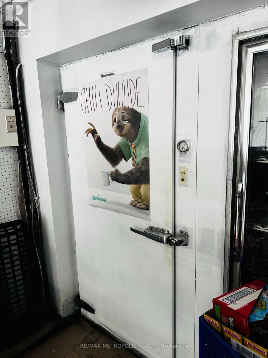 634 Chamberlain Street, Peterborough, ON