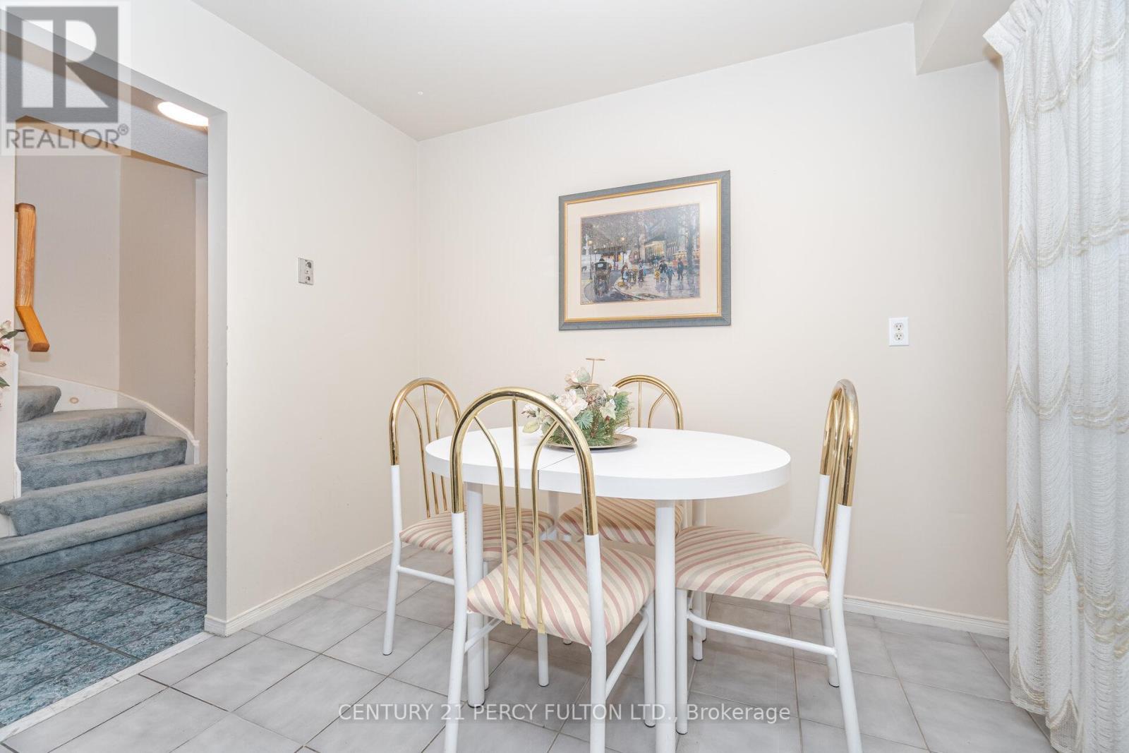 1399 Anton Square, Pickering, ON - Indoor Photo Showing Dining Room