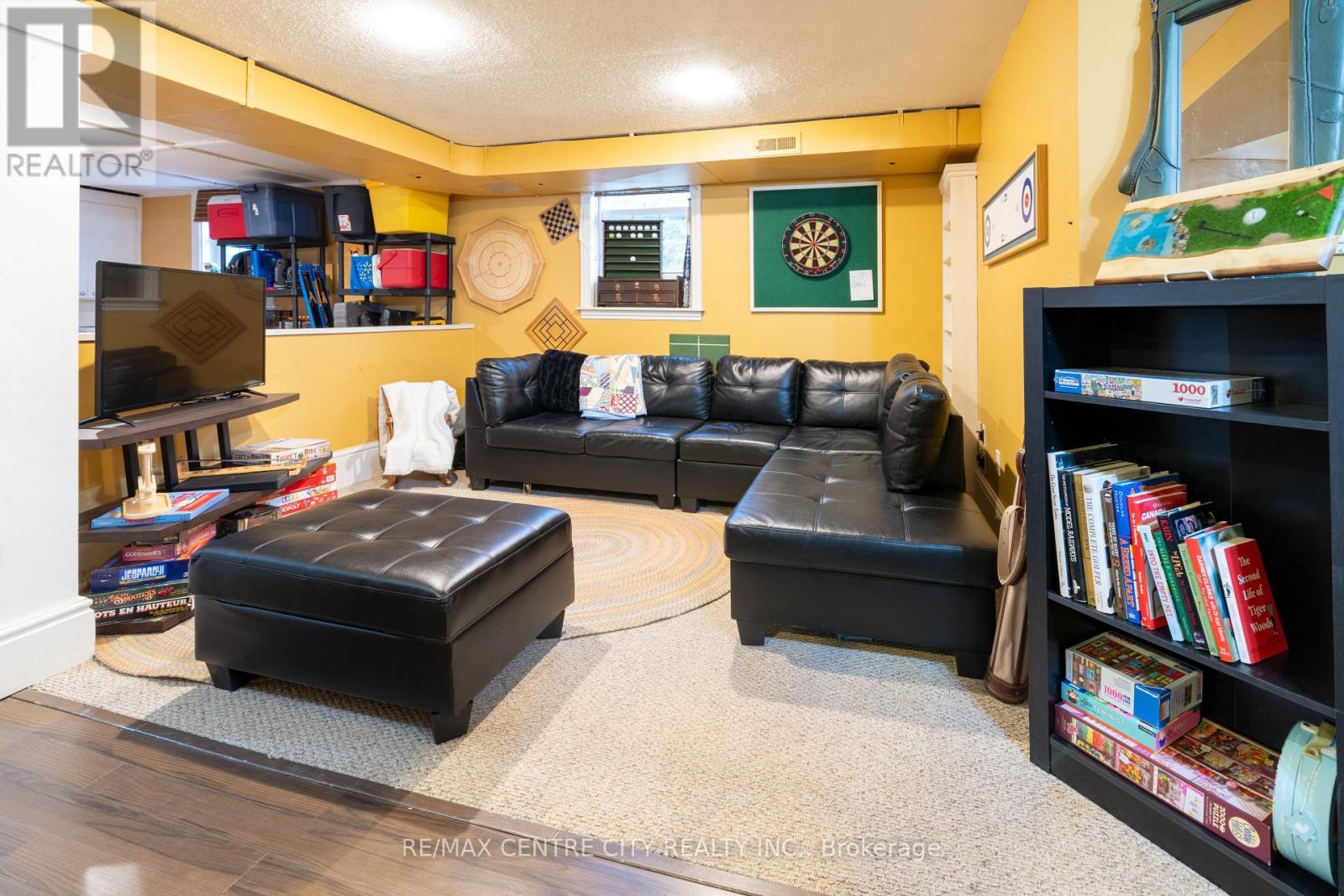 50 High Street W, Strathroy-Caradoc (Sw), ON - Indoor