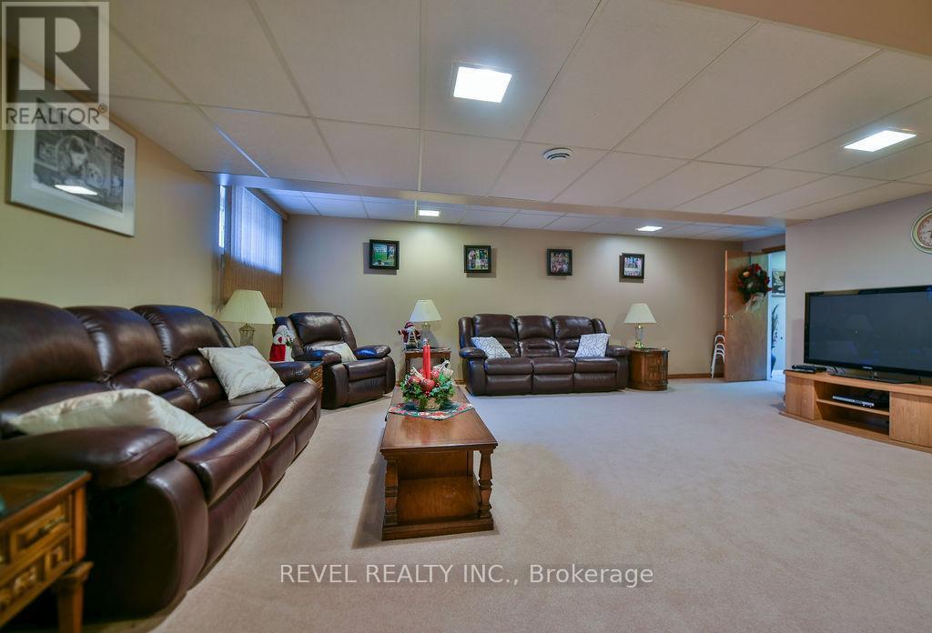 388 Ross Avenue E, Timmins (Tne - North), ON - Indoor Photo Showing Basement