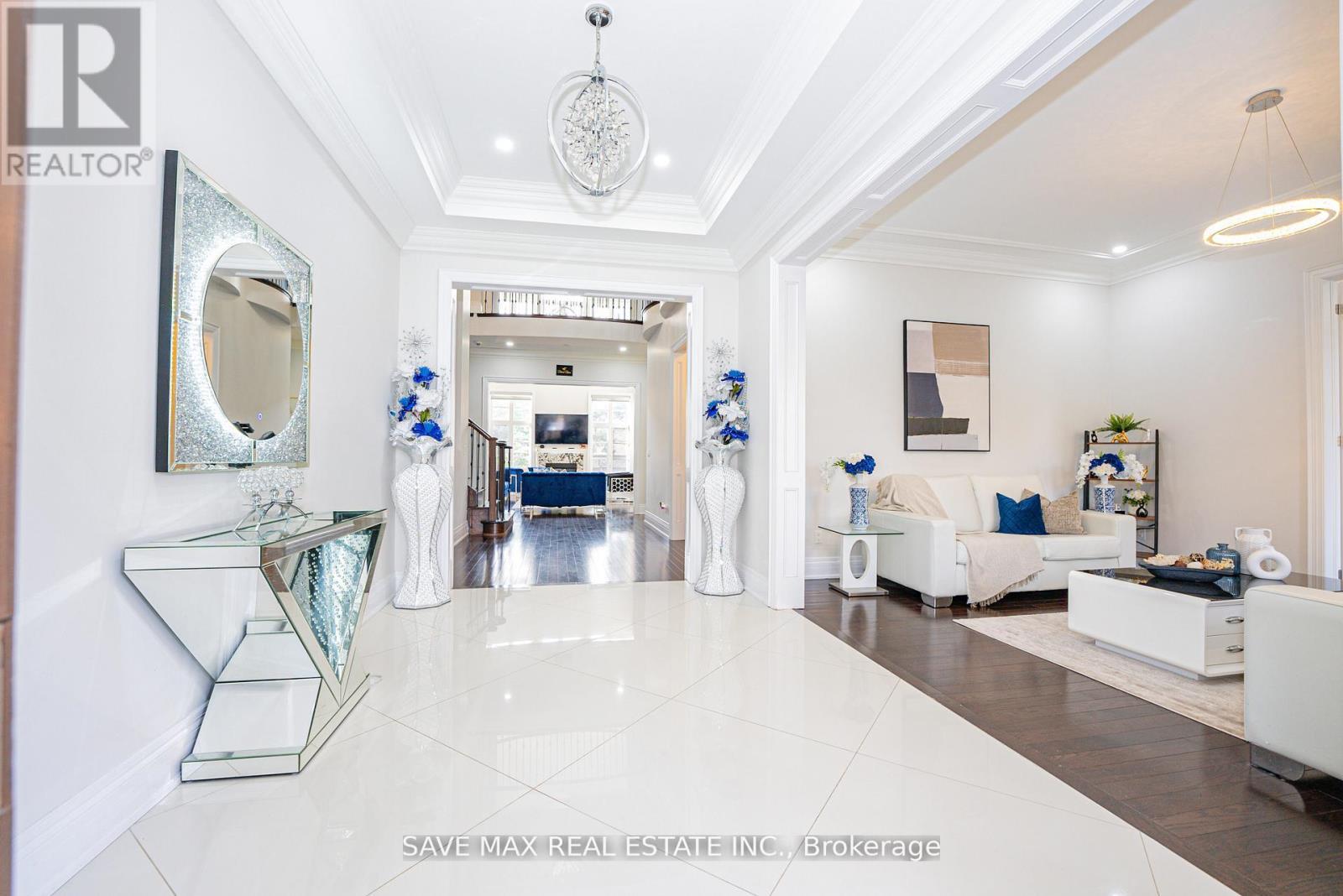 95 Sarracini Crescent, Vaughan, ON - Photo Showing Other Room