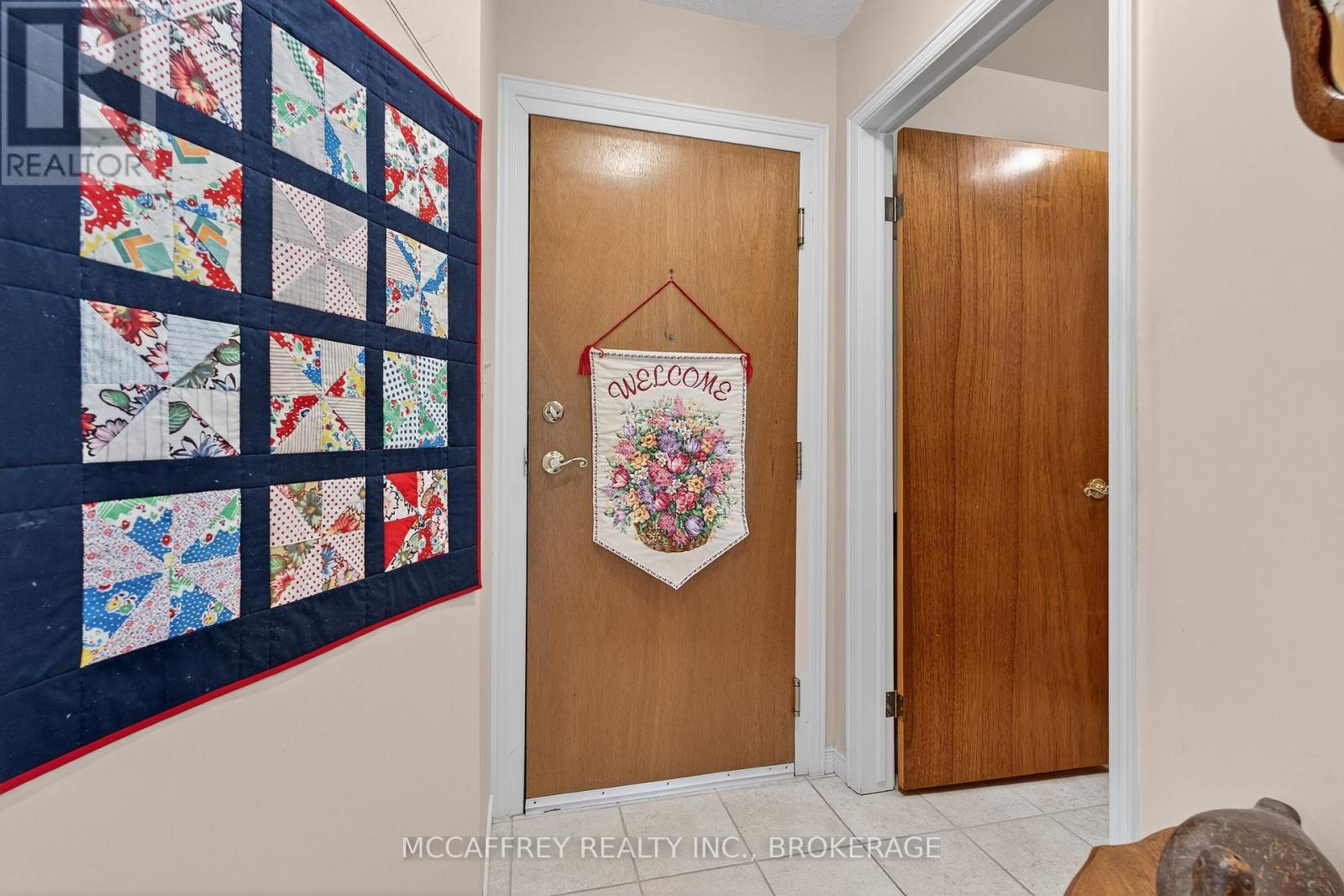 103 - 11 Centre Street S, Greater Napanee (Greater Napanee), ON - Indoor Photo Showing Other Room