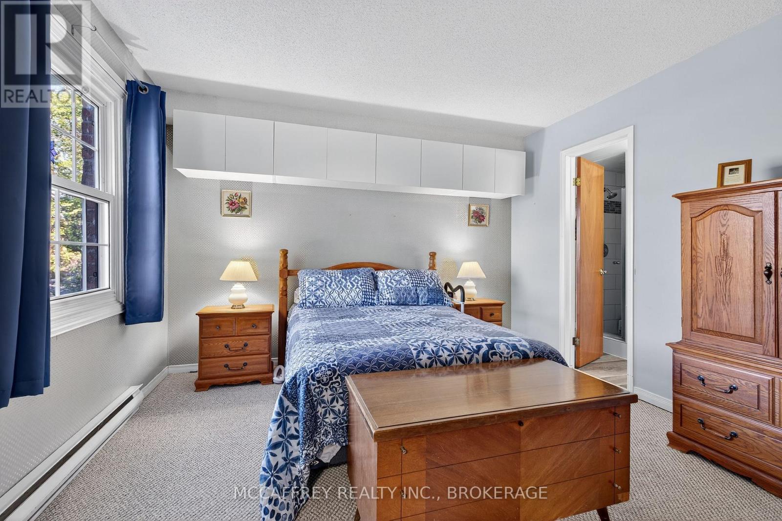 103 - 11 Centre Street S, Greater Napanee (Greater Napanee), ON - Indoor Photo Showing Bedroom