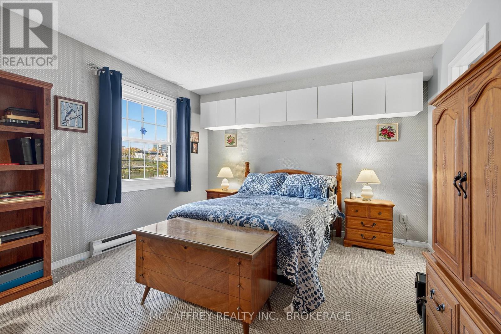 103 - 11 Centre Street S, Greater Napanee (Greater Napanee), ON - Indoor Photo Showing Bedroom