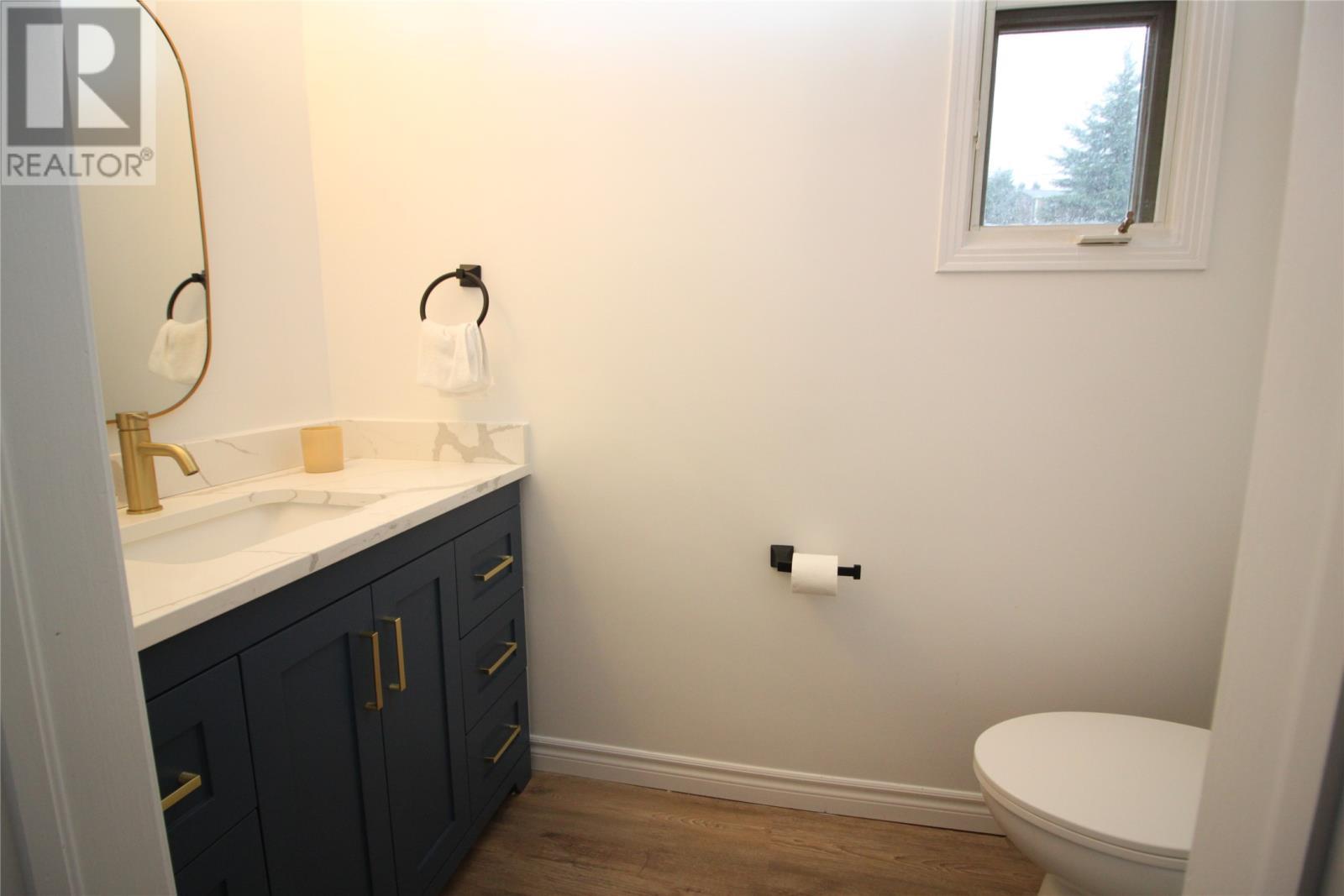 15 Fudges Road, Corner Brook, NL - Indoor Photo Showing Bathroom