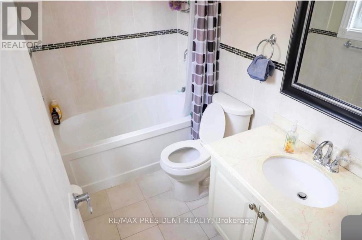 146 Havelock Drive, Brampton, ON - Indoor Photo Showing Bathroom