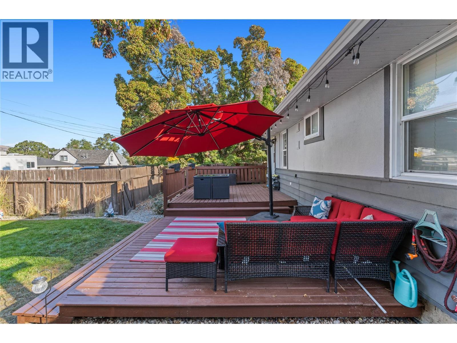 3504 16 Street, Vernon, BC - Outdoor With Exterior