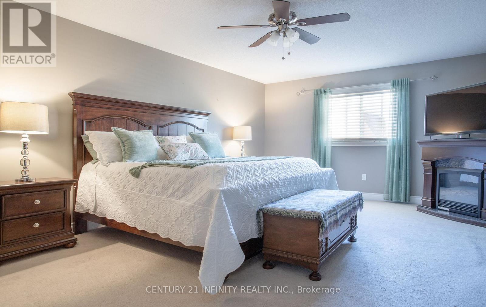Primary Bedroom - 1599 Quail Run Drive, Oshawa (Taunton), ON - Indoor Photo Showing Bedroom