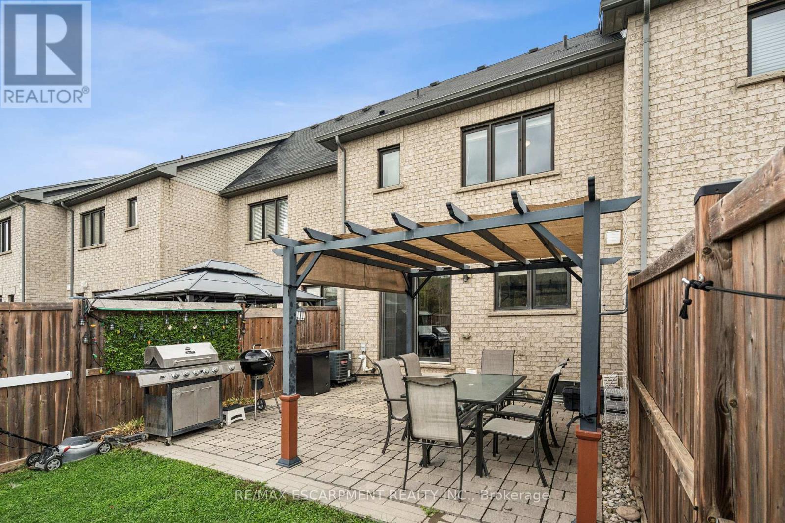 12 Crafter Crescent, Hamilton, ON - Outdoor With Deck Patio Veranda With Exterior