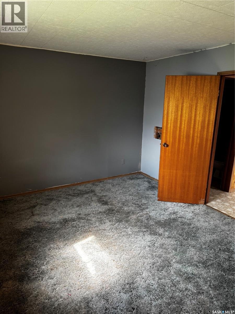 210 2Nd Avenue W, Nokomis, SK - Indoor Photo Showing Other Room
