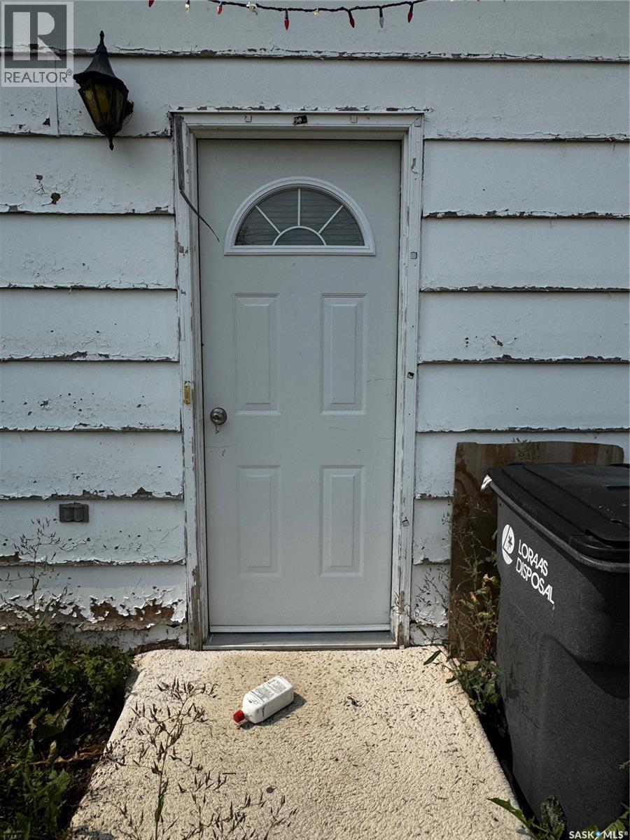 210 2Nd Avenue W, Nokomis, SK - Outdoor