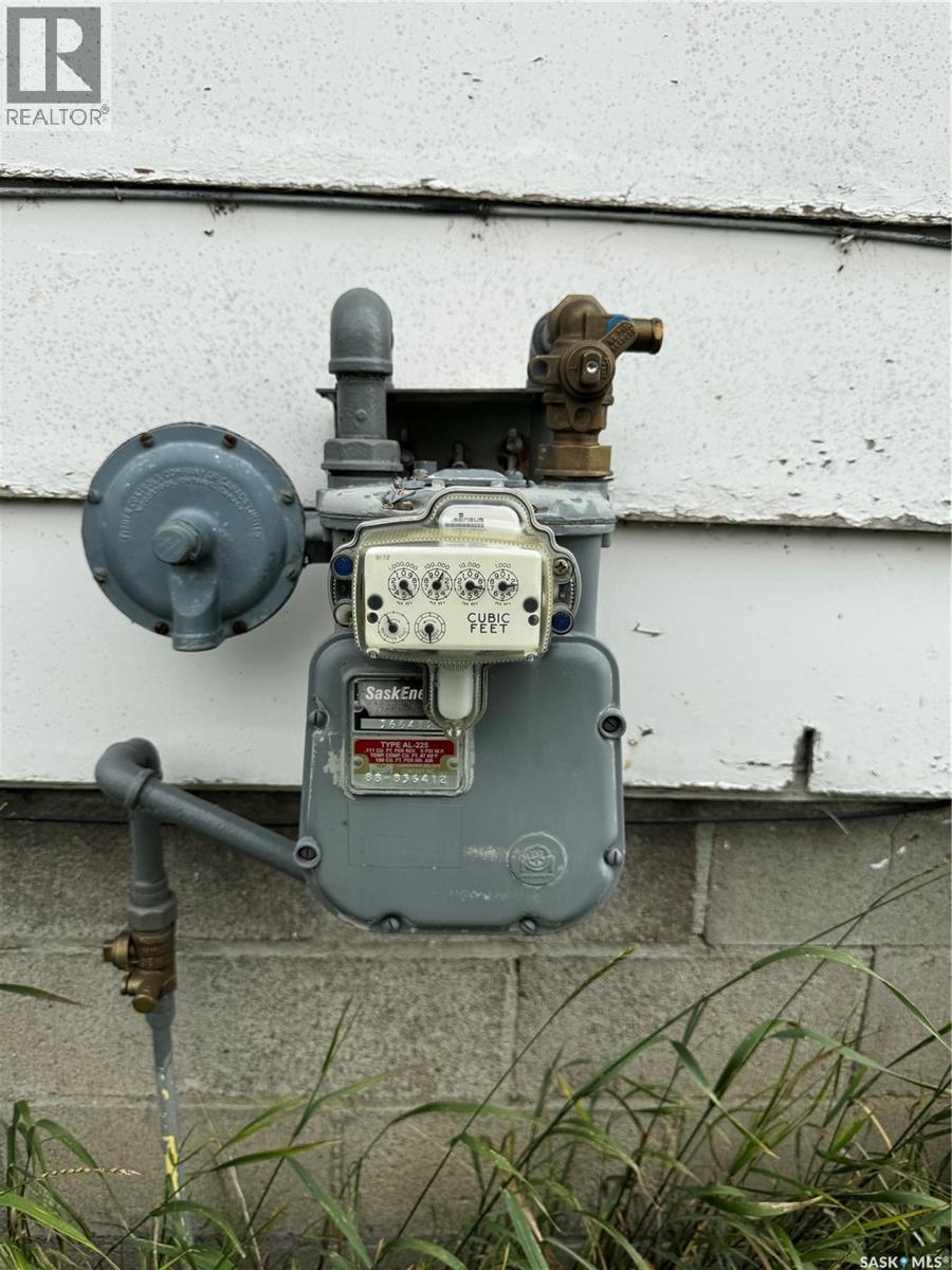 210 2Nd Avenue W, Nokomis, SK - Outdoor