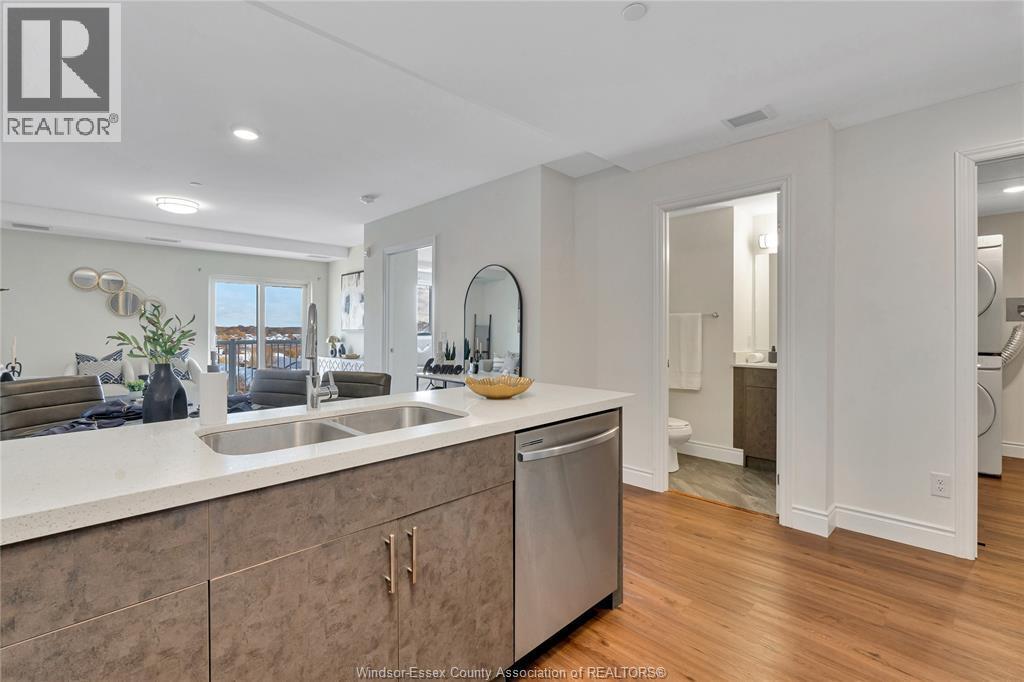 1489 Banwell Unit# 725, Windsor, ON - Indoor Photo Showing Kitchen With Double Sink