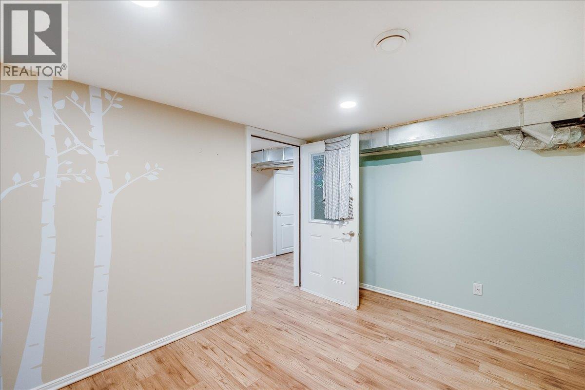 214 11Th Avenue, Castlegar, BC