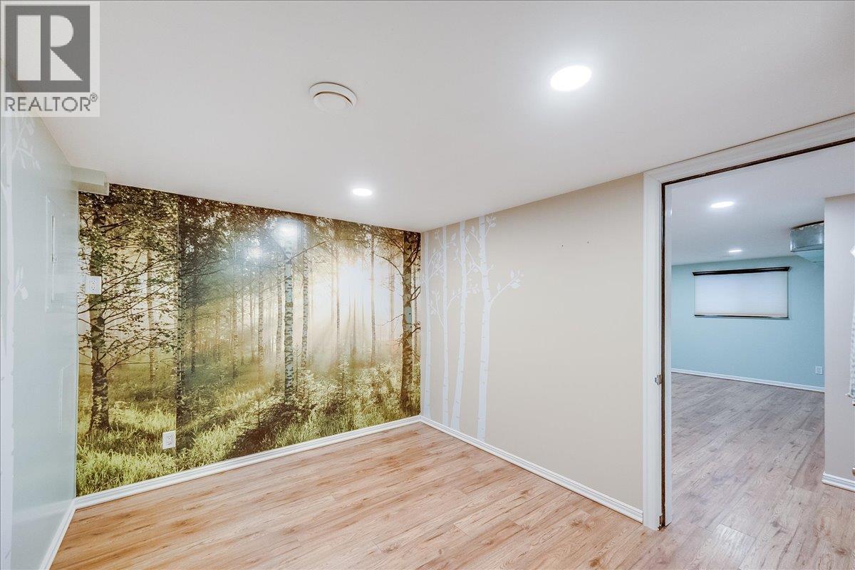 214 11Th Avenue, Castlegar, BC