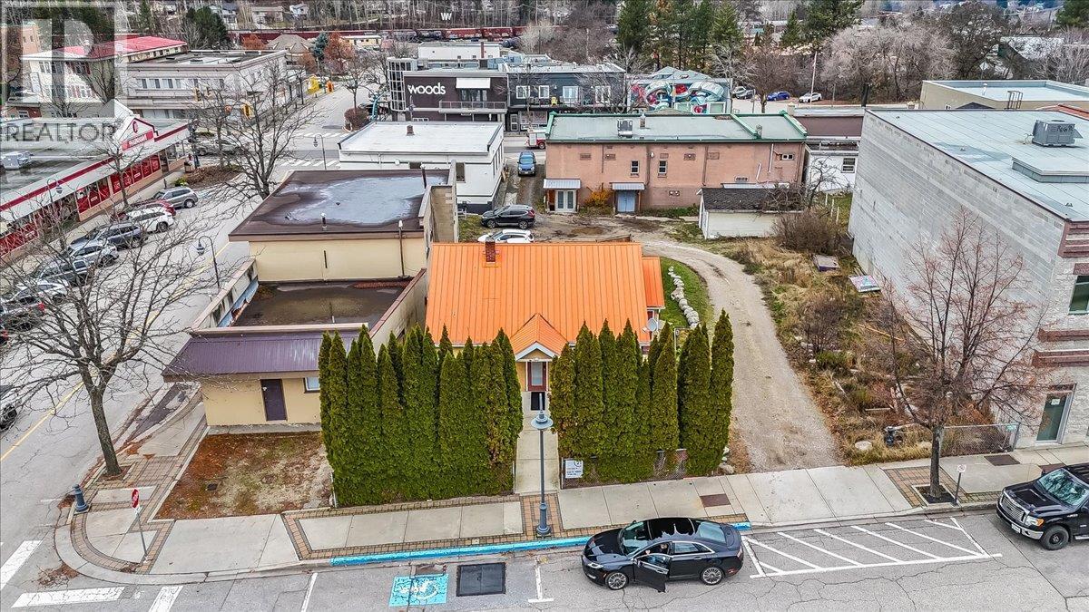 214 11Th Avenue, Castlegar, BC