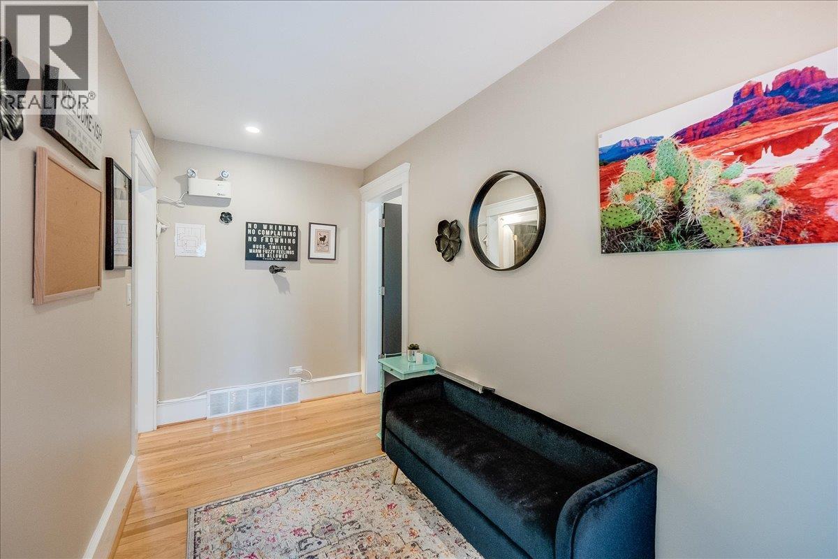 214 11Th Avenue, Castlegar, BC