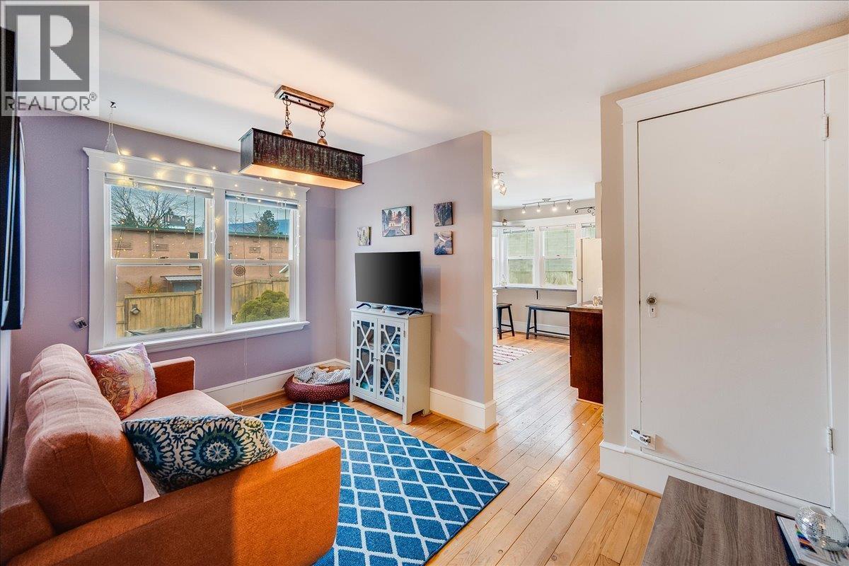 214 11Th Avenue, Castlegar, BC