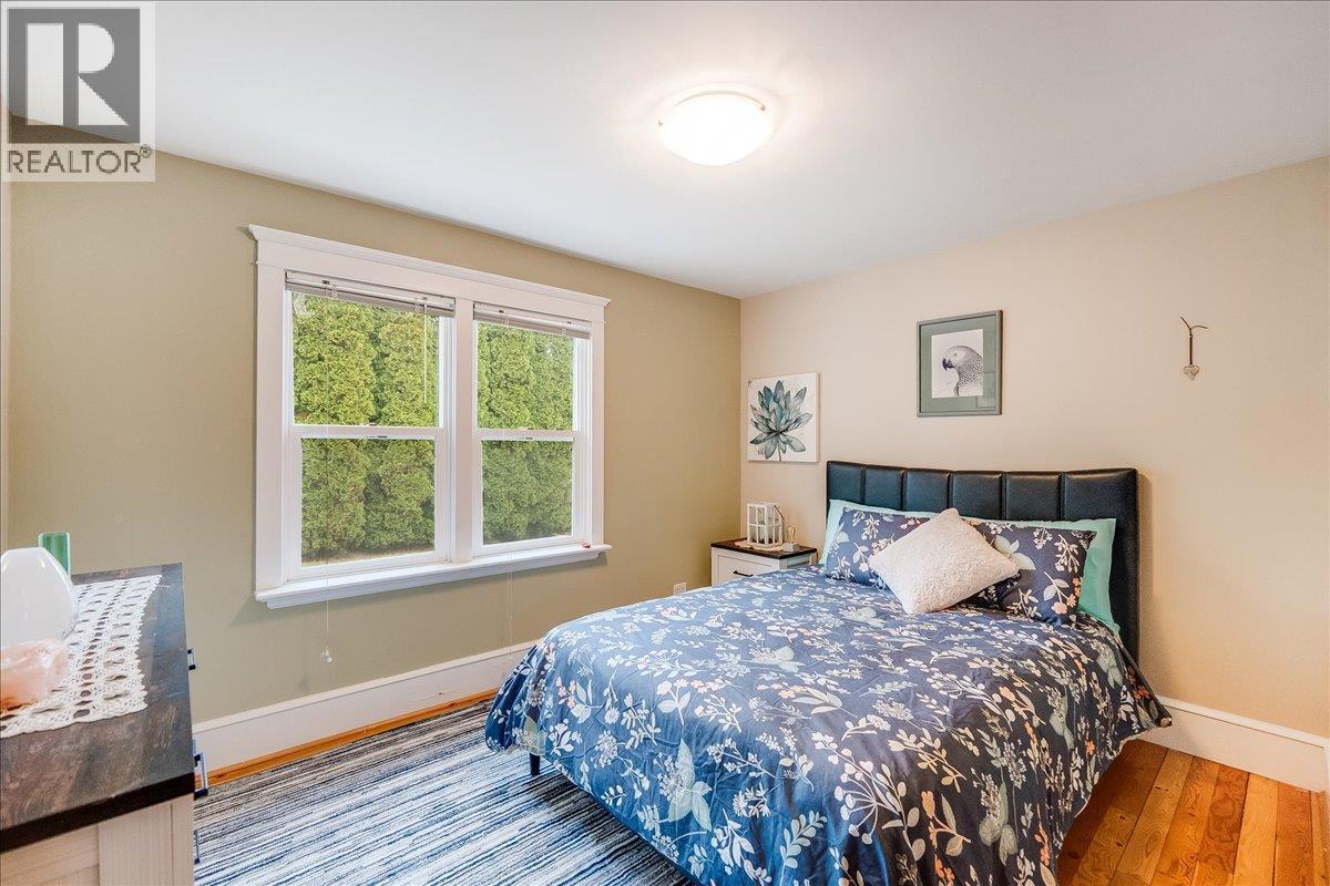 214 11Th Avenue, Castlegar, BC