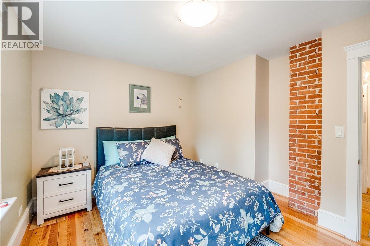 214 11Th Avenue, Castlegar, BC