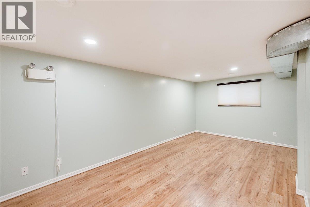 214 11Th Avenue, Castlegar, BC