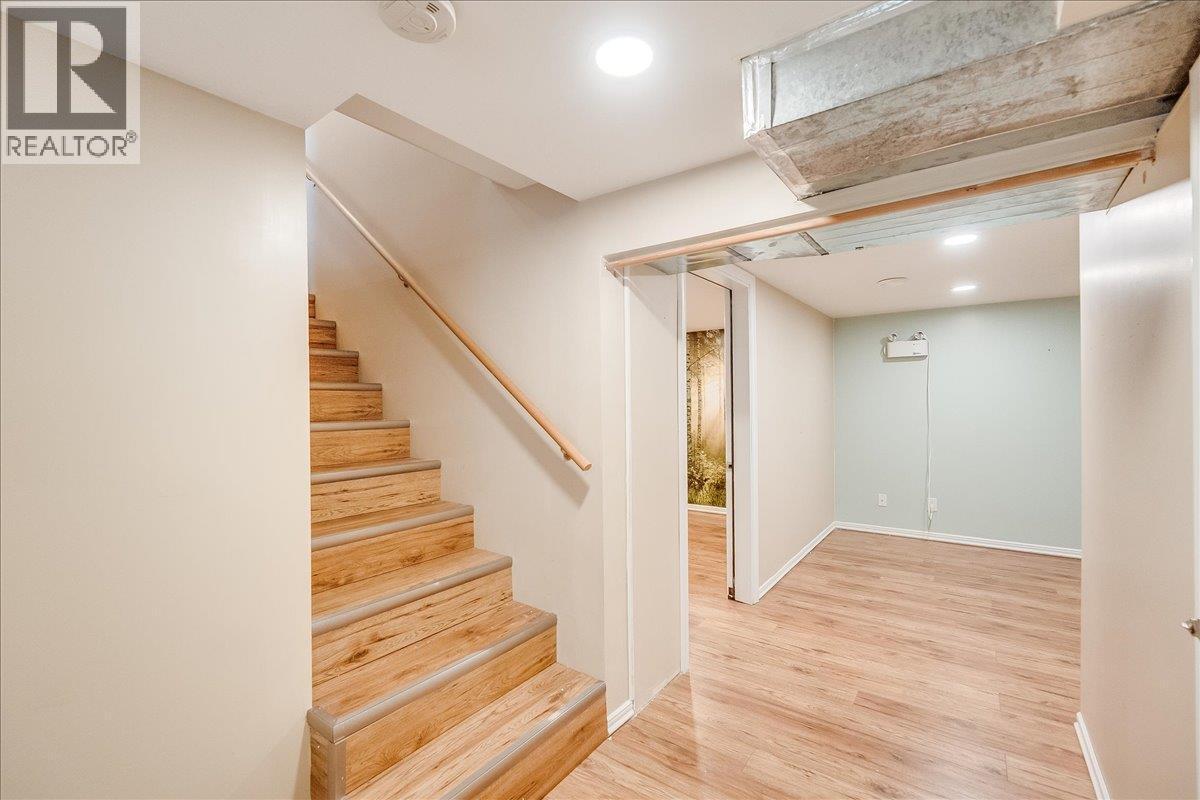 214 11Th Avenue, Castlegar, BC