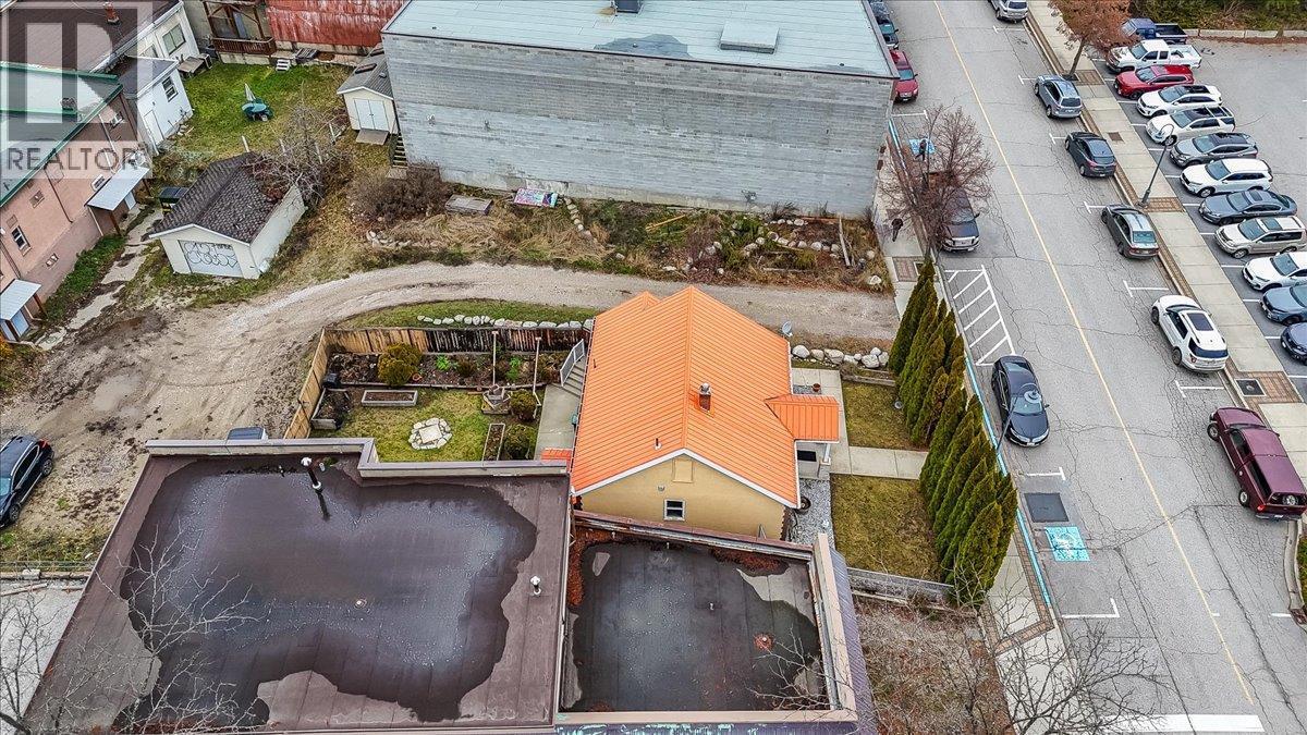 214 11Th Avenue, Castlegar, BC