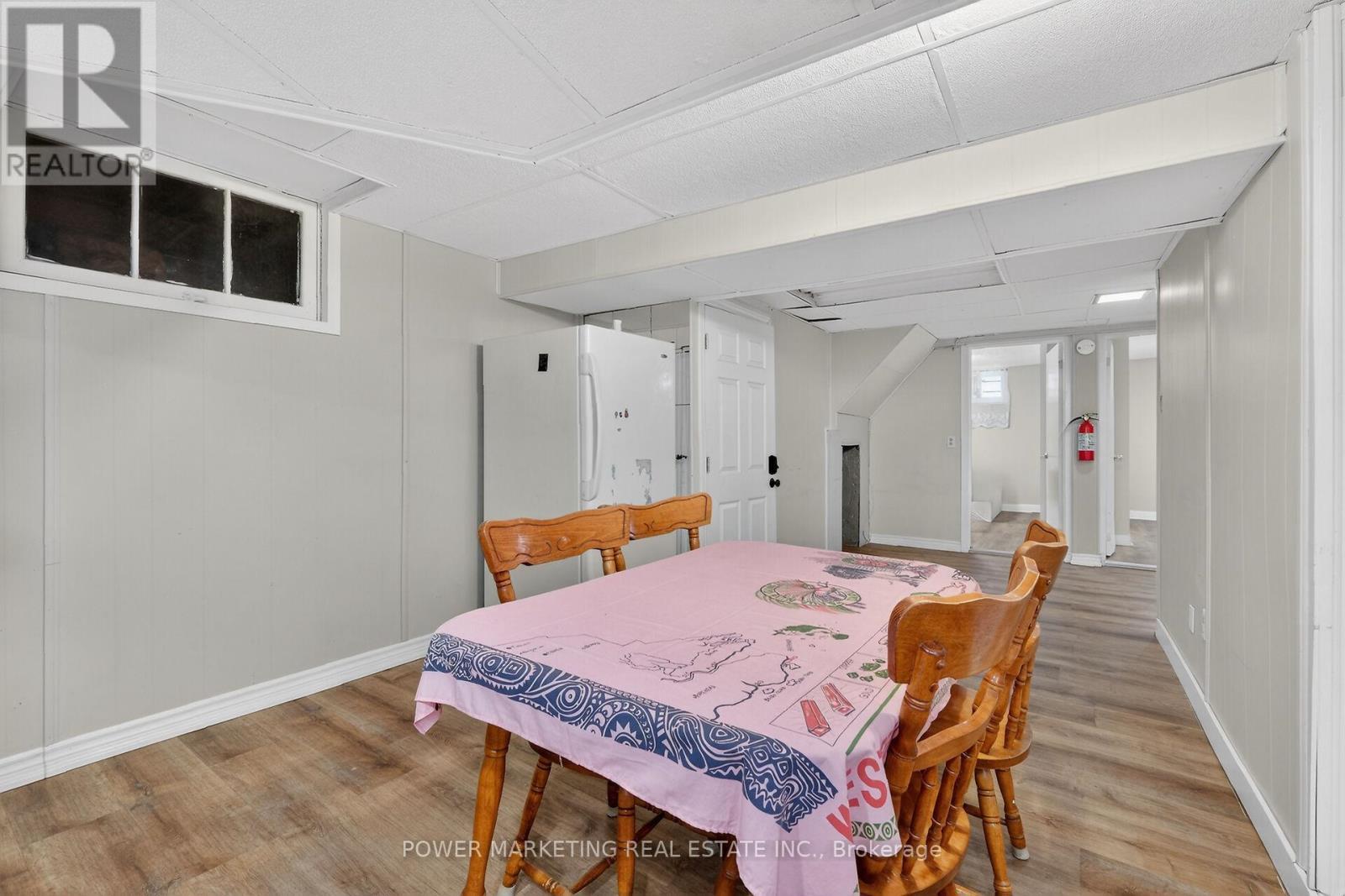 21 Perkins Street, Ottawa, ON - Indoor Photo Showing Other Room