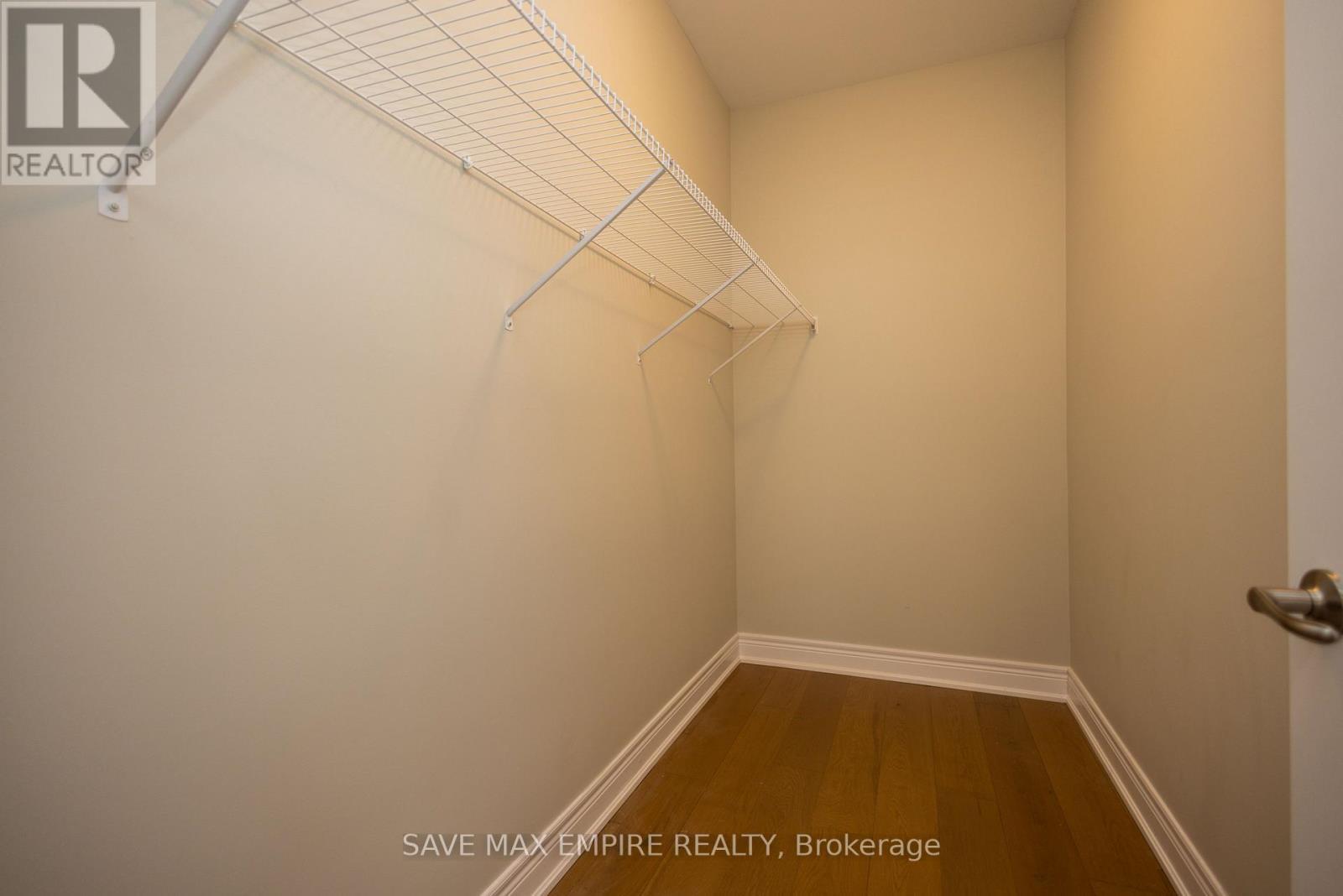 3580 Canfield Crescent, Fort Erie, ON - Indoor With Storage