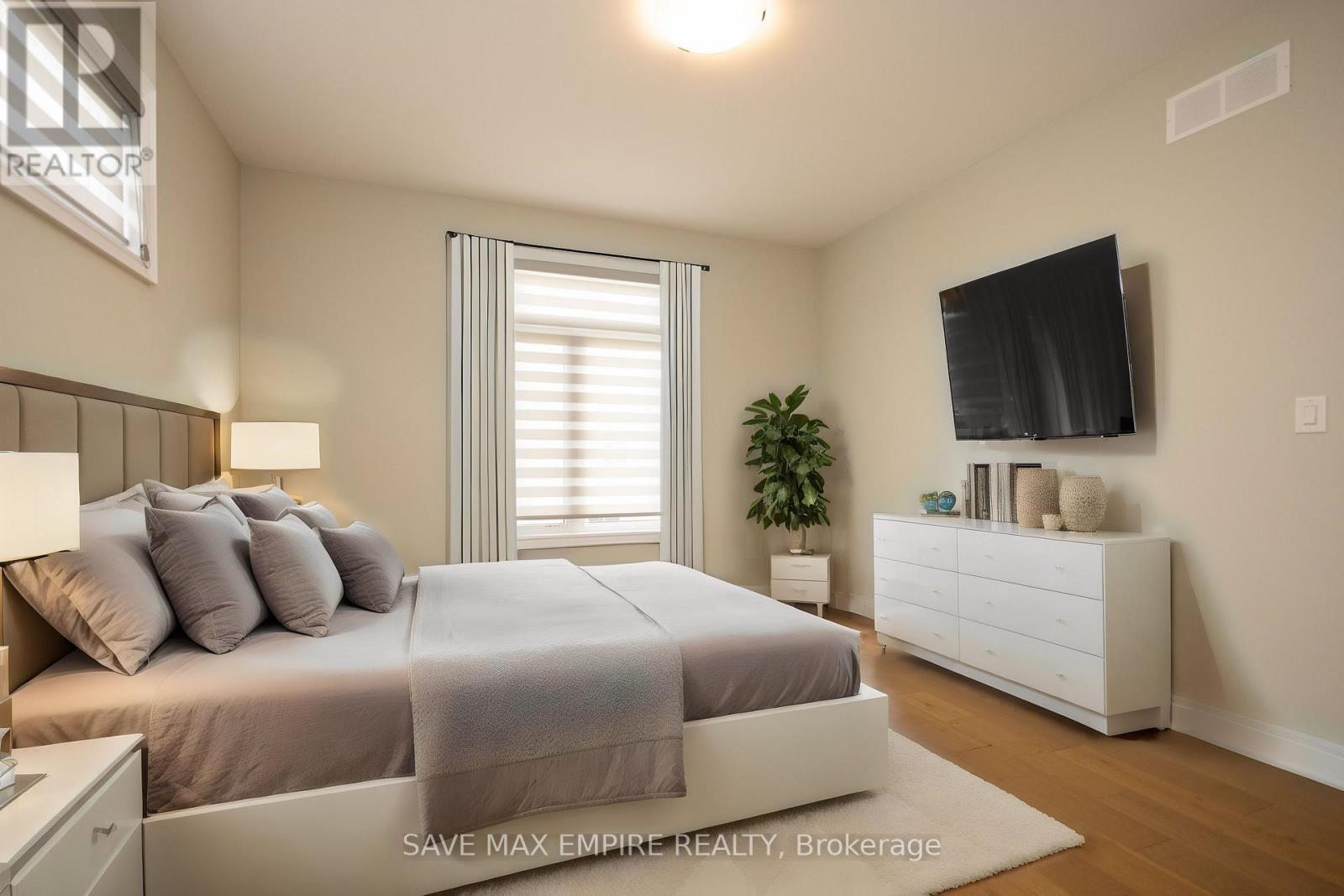 3580 Canfield Crescent, Fort Erie, ON - Indoor Photo Showing Bedroom