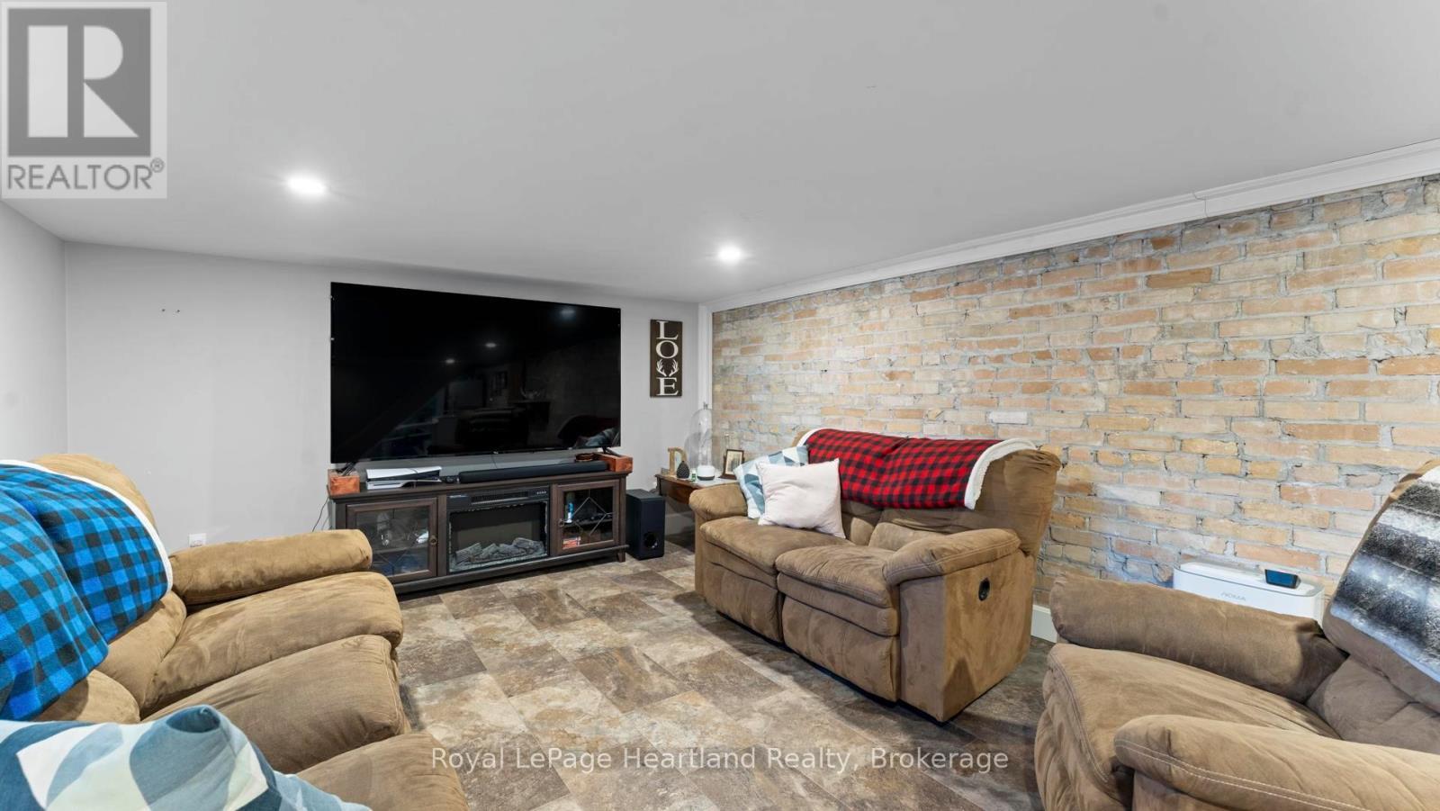 175 St David Street, Goderich (Goderich (Town)), ON - Indoor Photo Showing Living Room