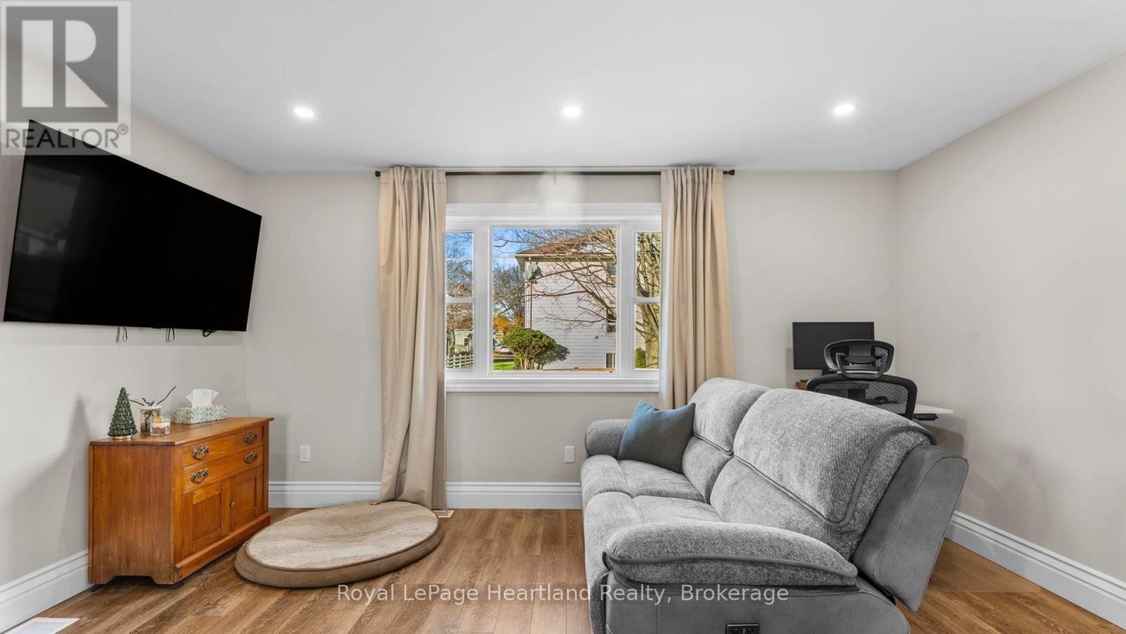 175 St David Street, Goderich (Goderich (Town)), ON - Indoor