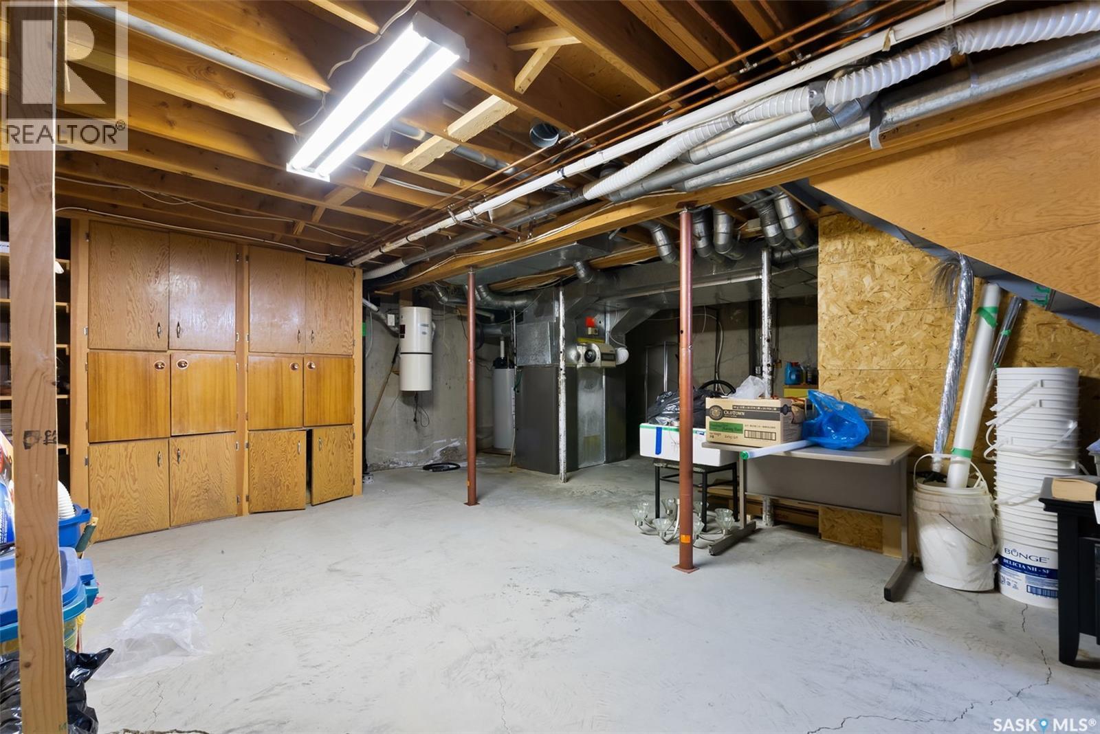 1506 Truesdale Drive E, Regina, SK - Indoor Photo Showing Basement