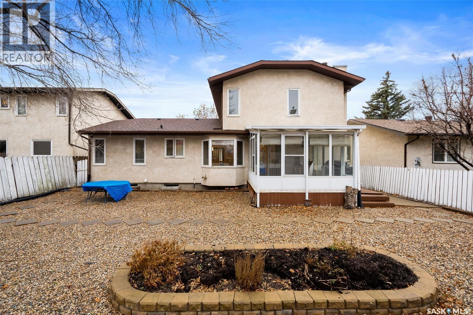 1506 Truesdale Drive E, Regina, SK - Outdoor