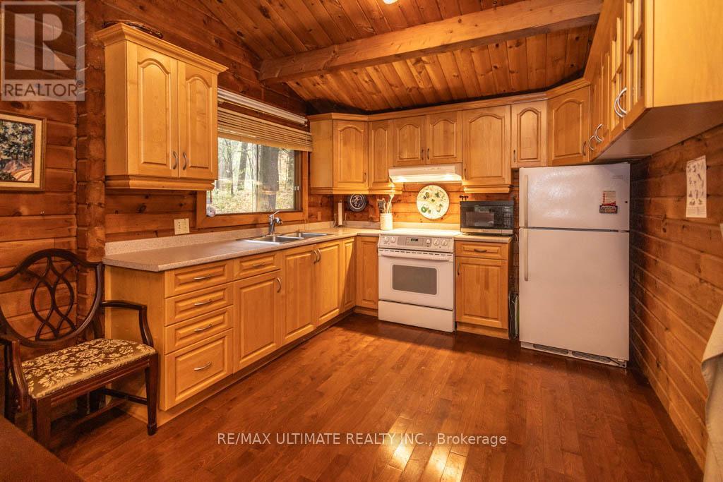 65 Sumac Lane, Scugog, ON - Indoor Photo Showing Kitchen With Double Sink