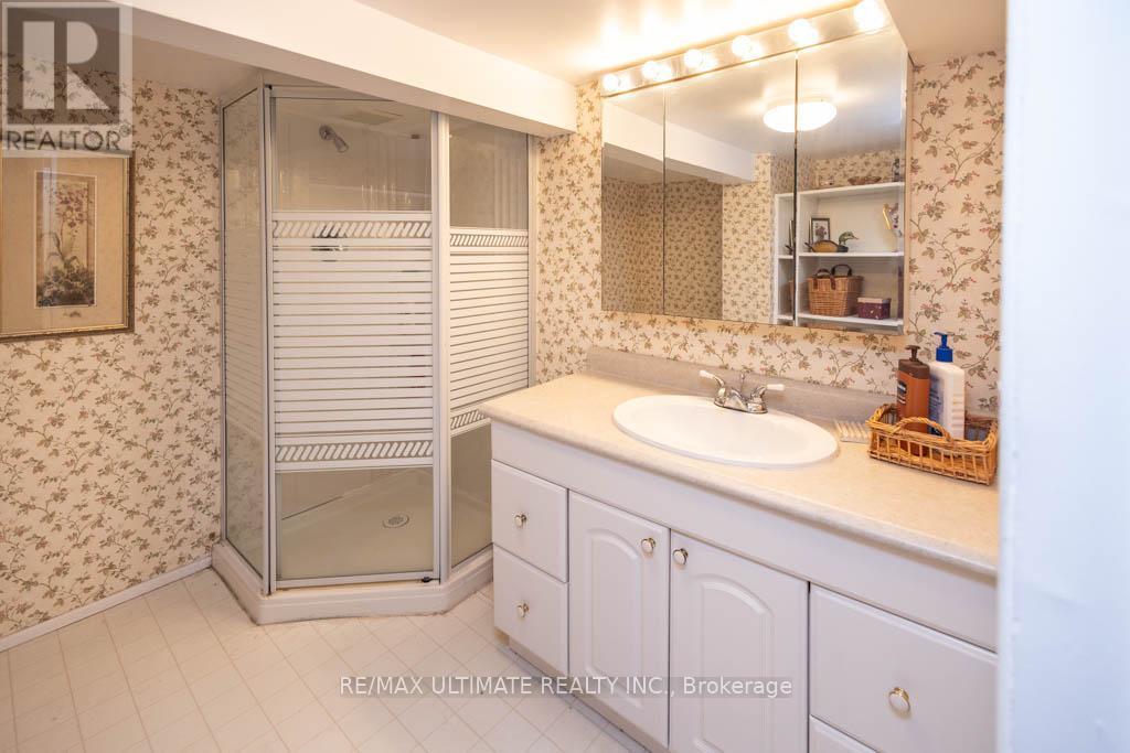 65 Sumac Lane, Scugog, ON - Indoor Photo Showing Bathroom