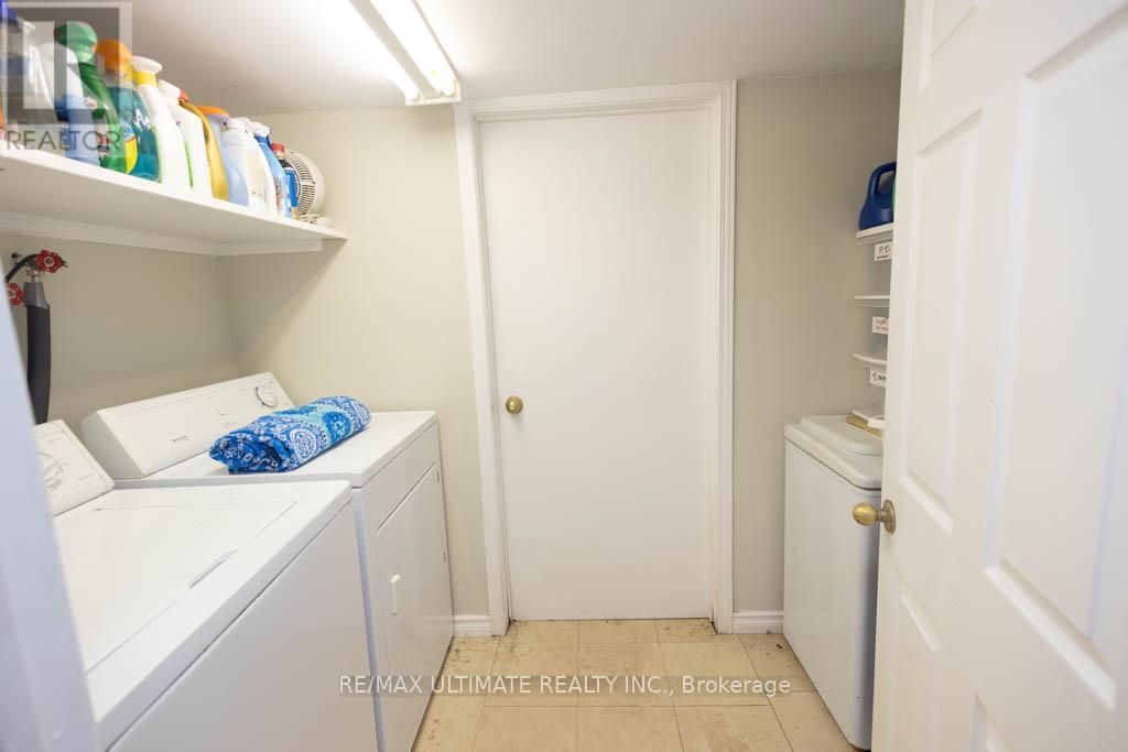 65 Sumac Lane, Scugog, ON - Indoor Photo Showing Laundry Room