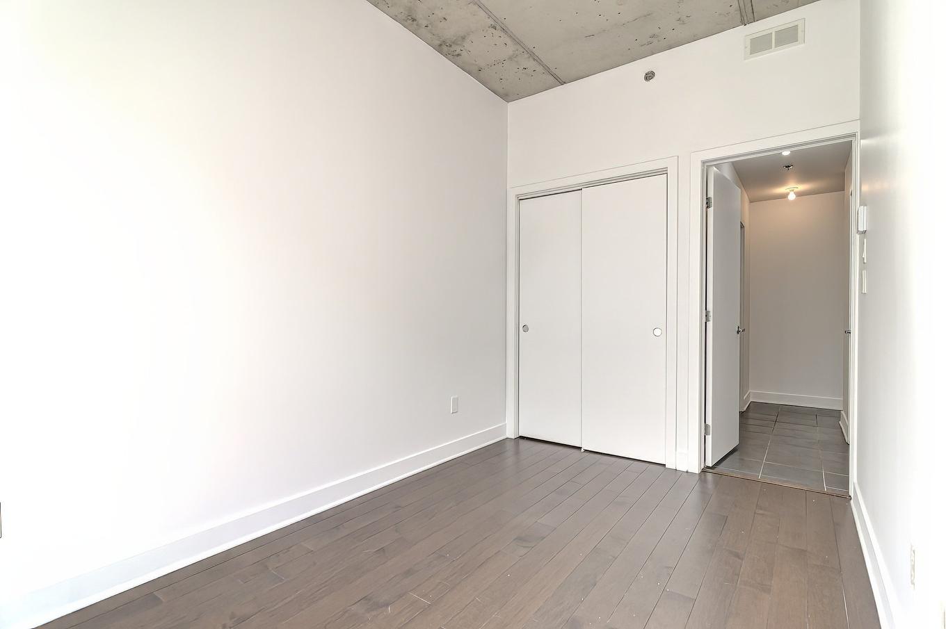 Bedroom - A504-5200 Av. Gatineau, Montréal (Côte-Des-Neiges/Notre-Dame-De-Grâce), QC - Indoor Photo Showing Other Room